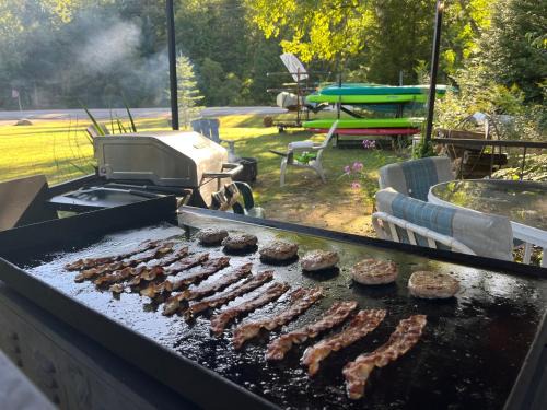 Arietta House | Adirondack Trailside Cabin