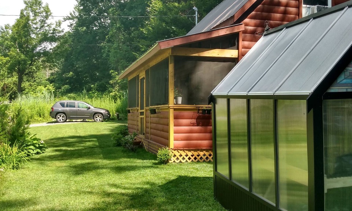 Gloversville Cabin | Adirondacks, NY Tiny Whimsical House/Cabin