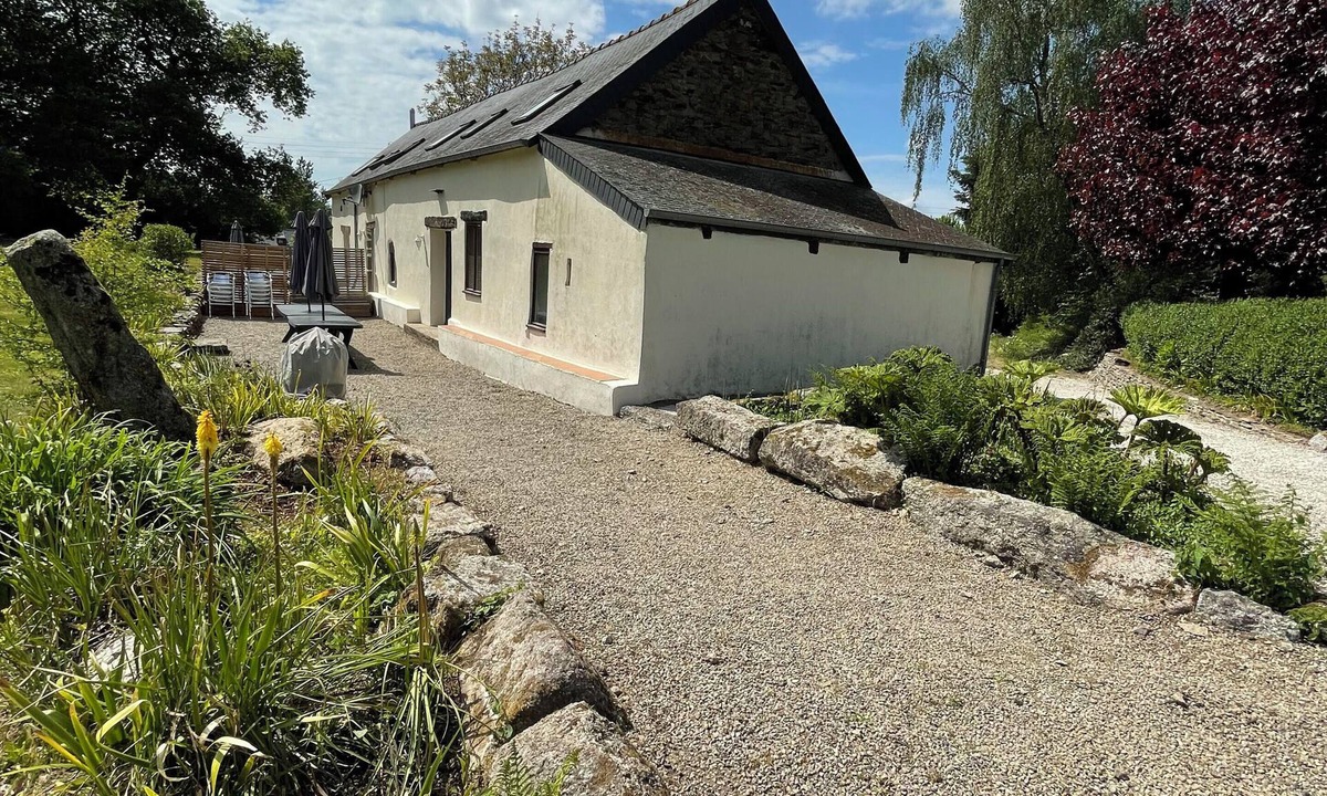 Saint-Nicolas-du-Pelem House | Adjoining houses with heated pool, sleeps 15