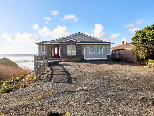 Gleneden Beach House | Admirals Beach Retreat