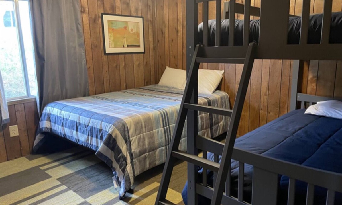 Lonergan Resort | Admiral’s Cove Resort - Full house