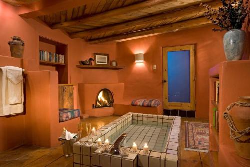 Taos Bed & Breakfast | Adobe and Pines Inn Bed and Breakfast