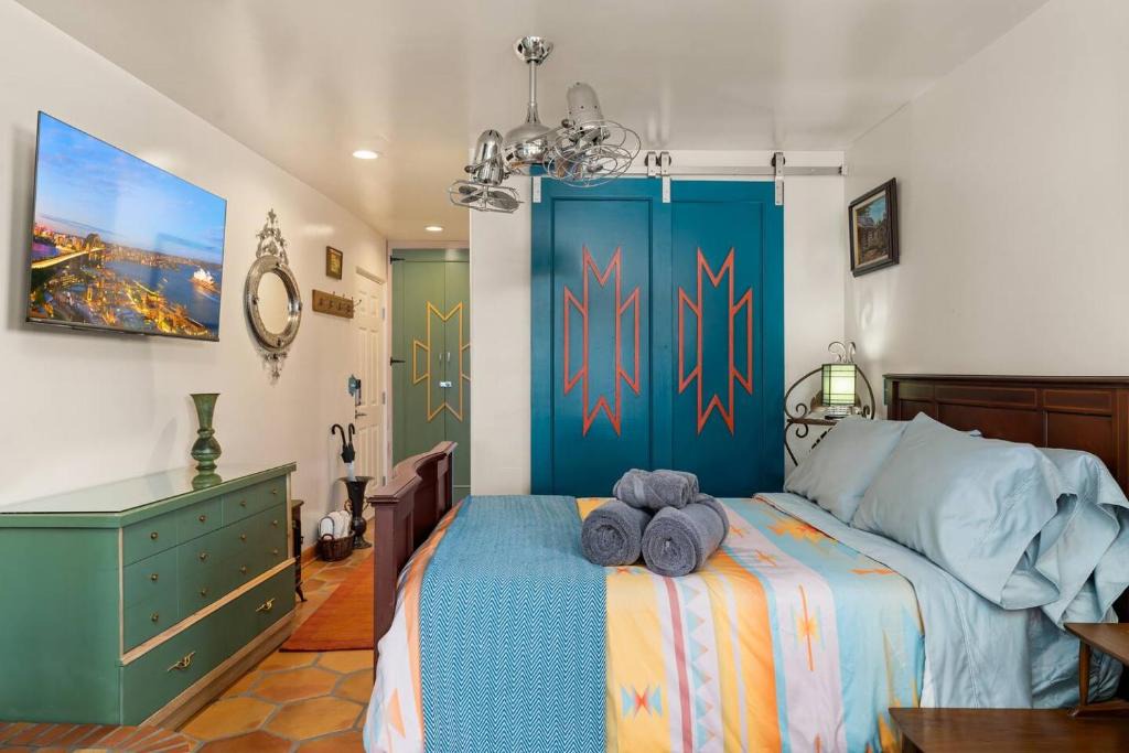Albuquerque House | Adobe Dream House! Solar Powered! EV Chargers!