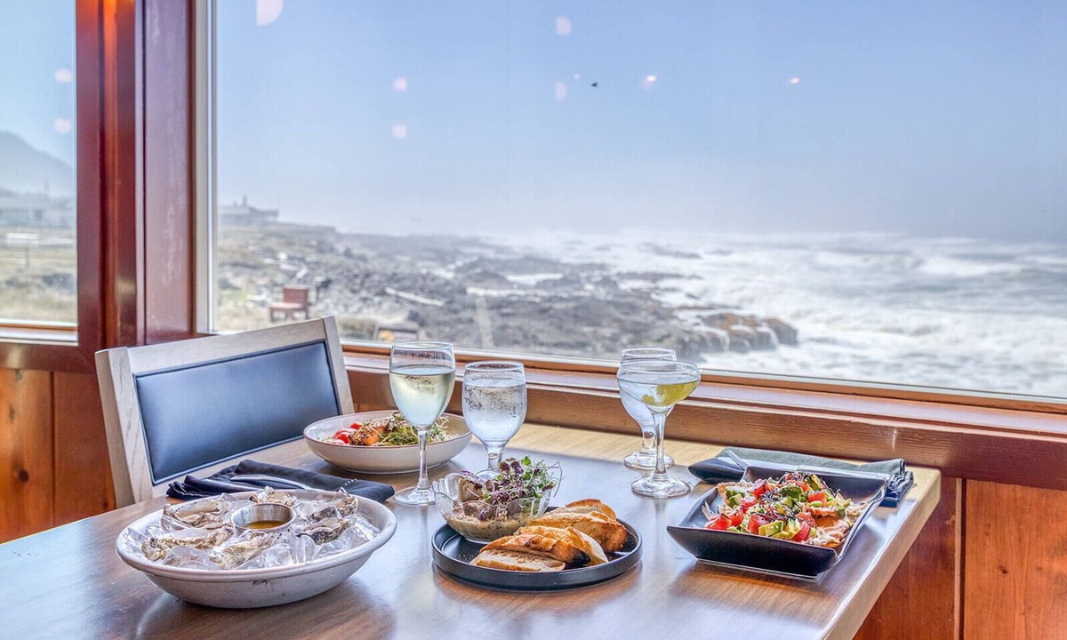 Yachats Hotel | Adobe Resort