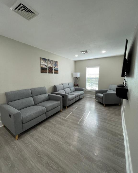 Northside Apartment | Adorable 2 bedroom guesthouse