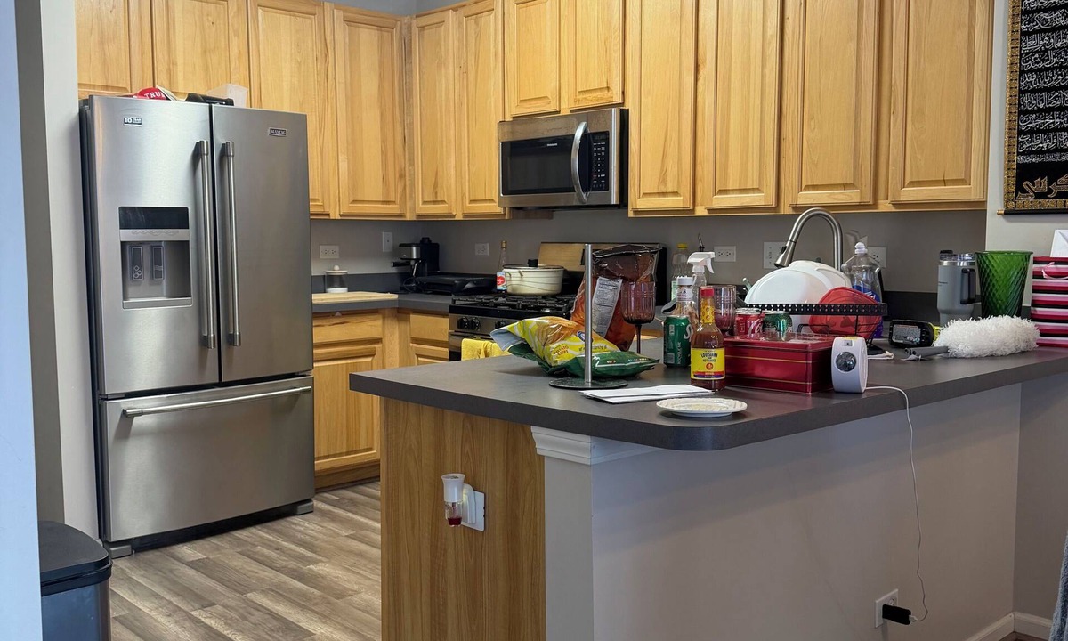 Fox Lake House | Adorable 2-bedroom townhome with AC in charming Volo