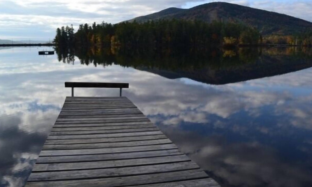 Bridgton Cottage | Adorable Cottage On Moose Pond With Nice Flat Sandy