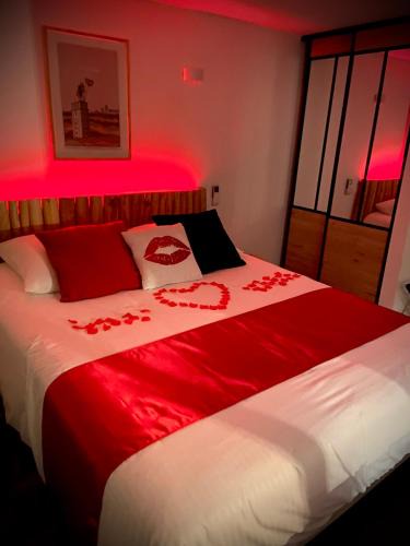 Olonne-sur-Mer Villa | Adorable Guest House avec balnéo et piscine