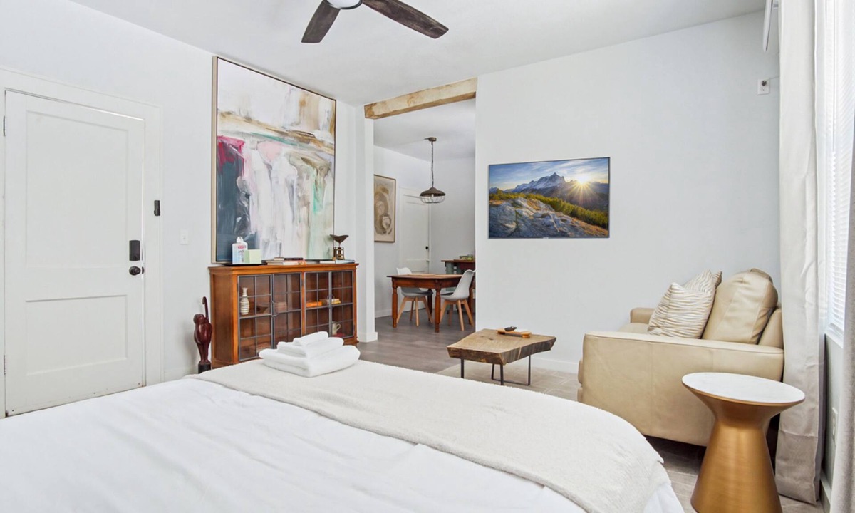 Central Oklahoma City Apartment | Adorned Studio 3min-asian Dist Rain Shower