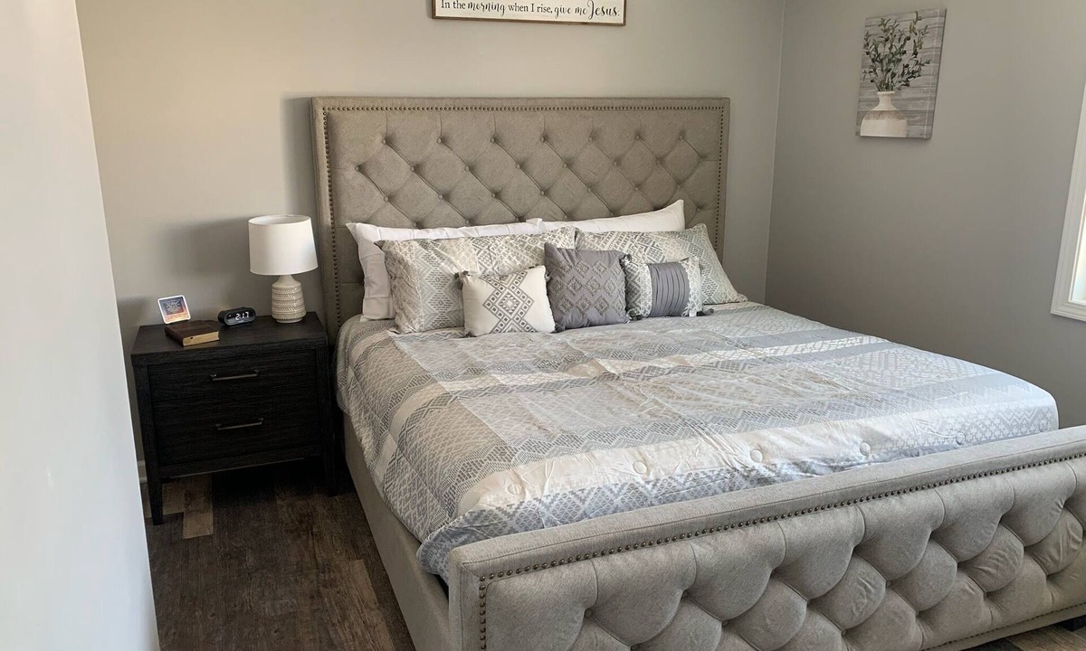 Holly Apartment | Adventure Acres- Suite C2