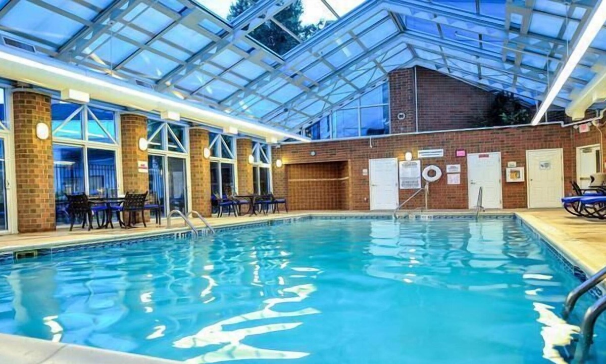 Mishawaka Hotel | Adventure Awaits! Near Eck Baseball Stadium, Kitchenette