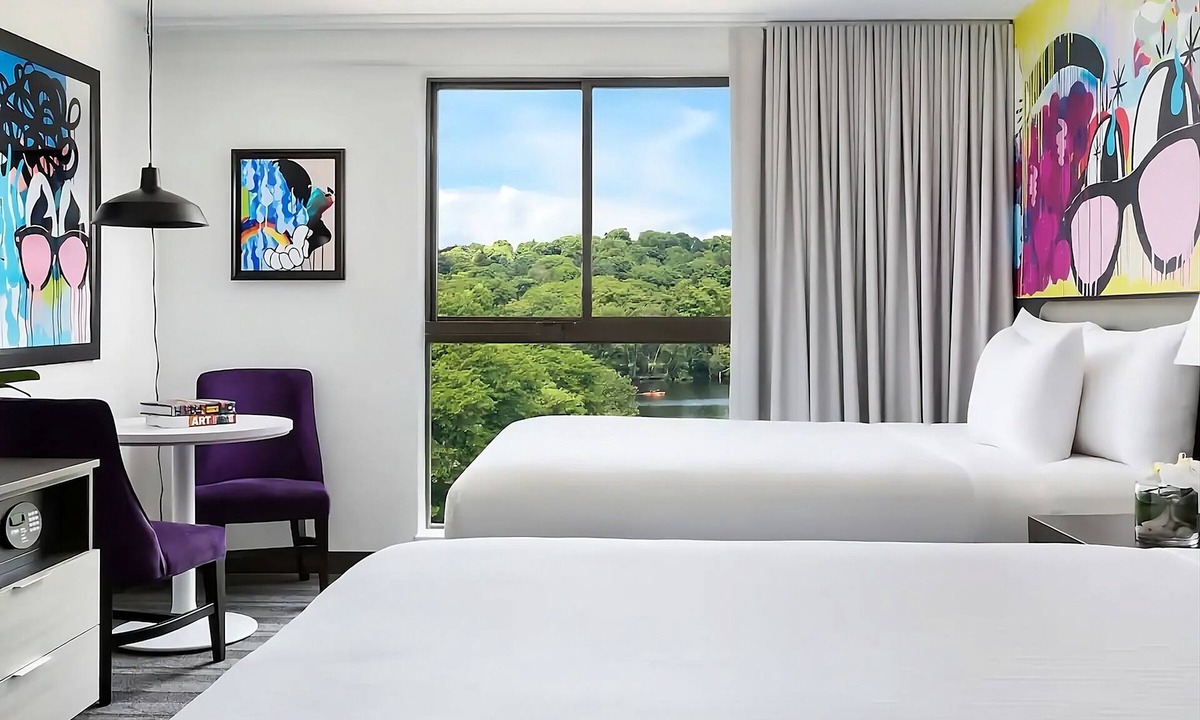 Lower Allston Hotel | Adventure Awaits! Stylish 2 Queen Beds, Near Attractions