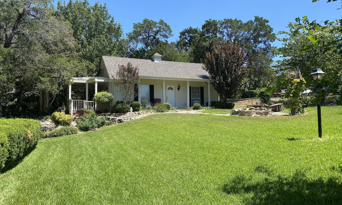 Whitney Cottage | Adventure Cottage at Lake Whitney