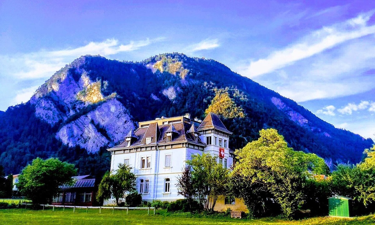 Unterseen Hostel | Adventure Hostel