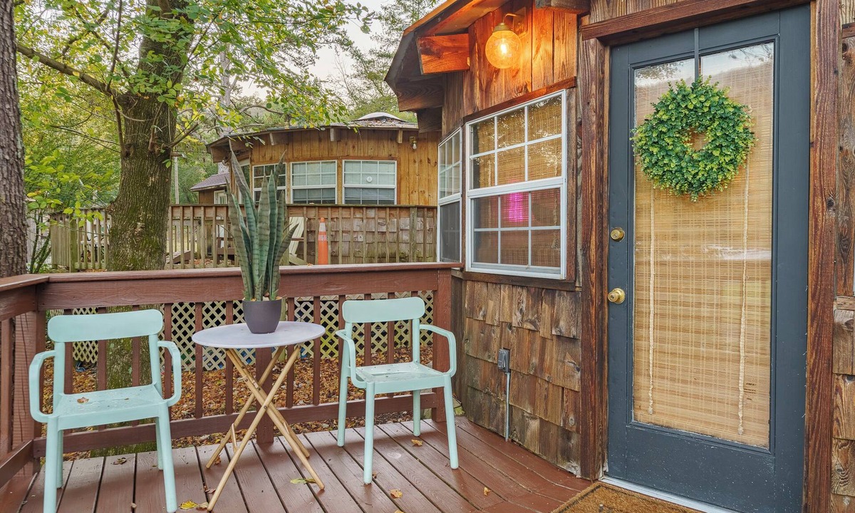 Wildwood Cottage | Adventurer Yurt - Landing Zone, Studio. Full Bathroom. Kitchenette. Updated.