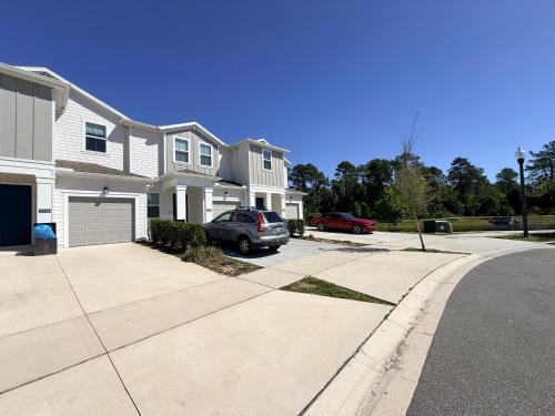 West Kissimmee House | Affordabe Suite near Diney Parks, Universal Studios, and SeaWorld