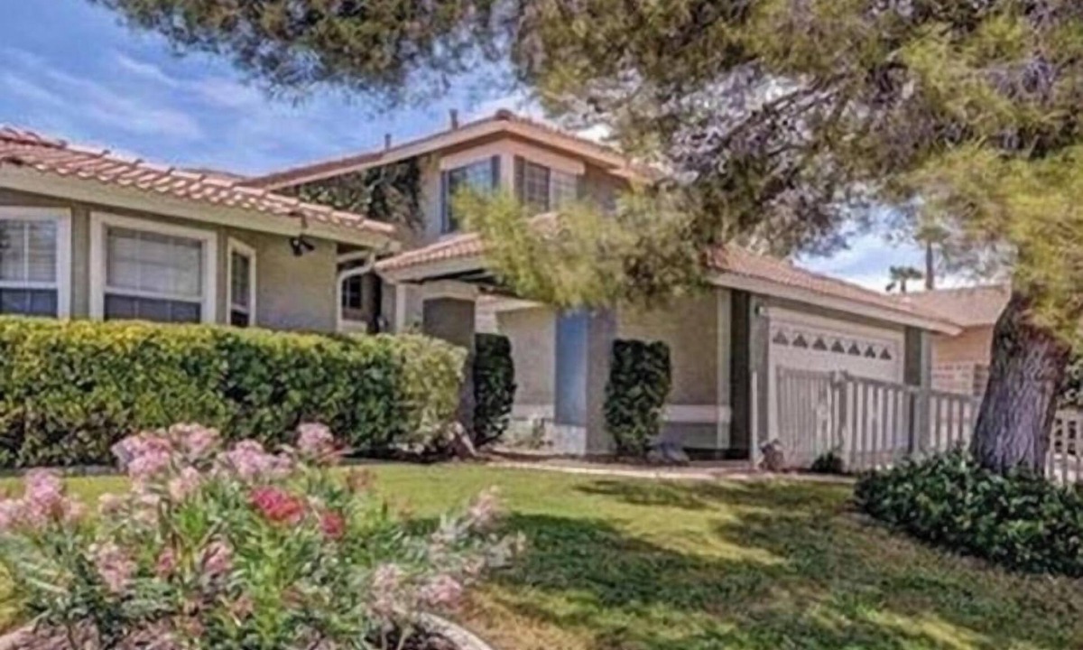 Green Valley North House | Affordable VILLA ROSA, 18mins driving to Vegas BLVD.