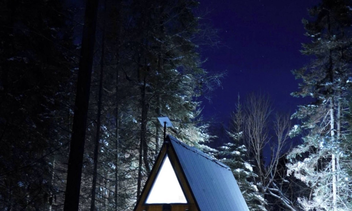 Perry Cabin | aframe in the woods.