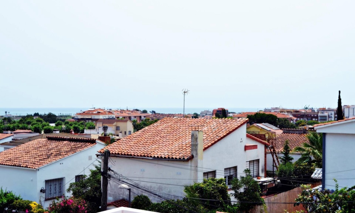 Pineda de Mar Villa | Afrodita. House with two independent apartments.