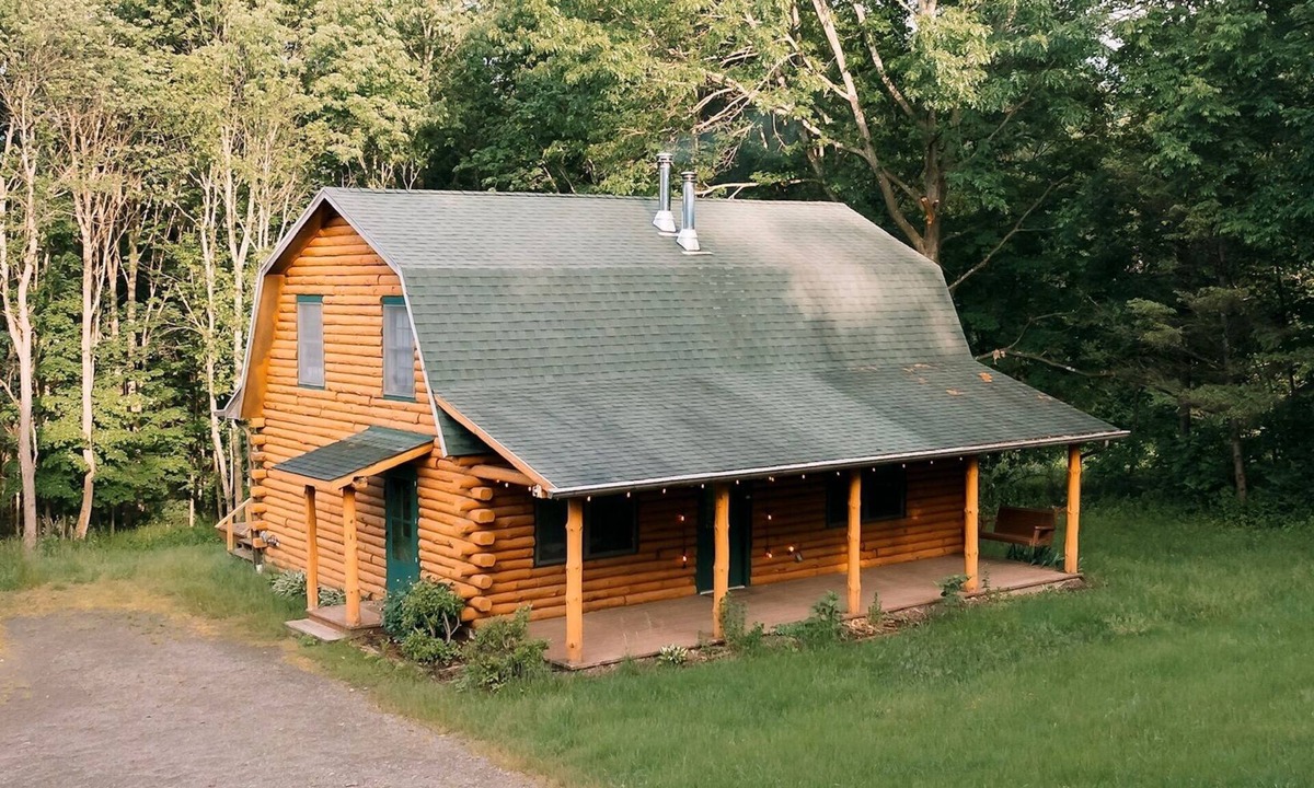 Afton Hotel | Afton Cabin