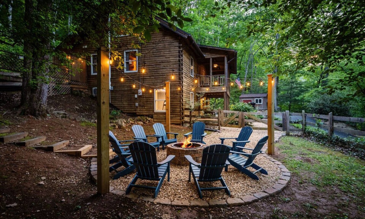 Afton Apartment | Afton Escape! NEW Arcade, Wineries, Breweries, Hiking