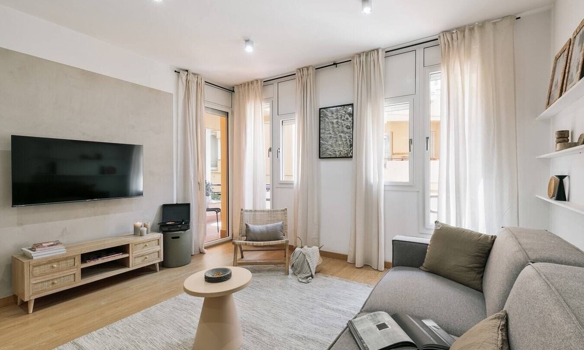 El Putget i Farro Apartment | Agnello - 3 bedrooms and office in Sant Gervasi
