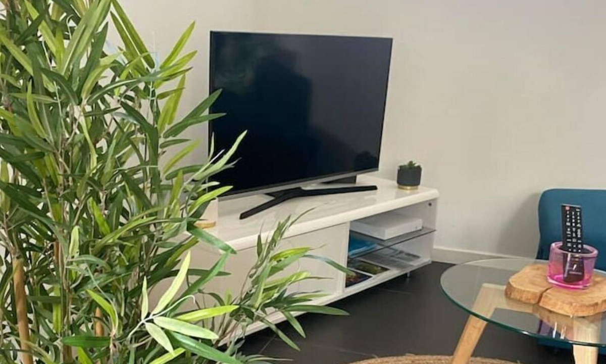 Saint-Saulve Apartment | Agréable Logement 2 Chambres