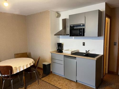 Bourbonne-les-Bains Apartment | Agréable studio avec très belle vue