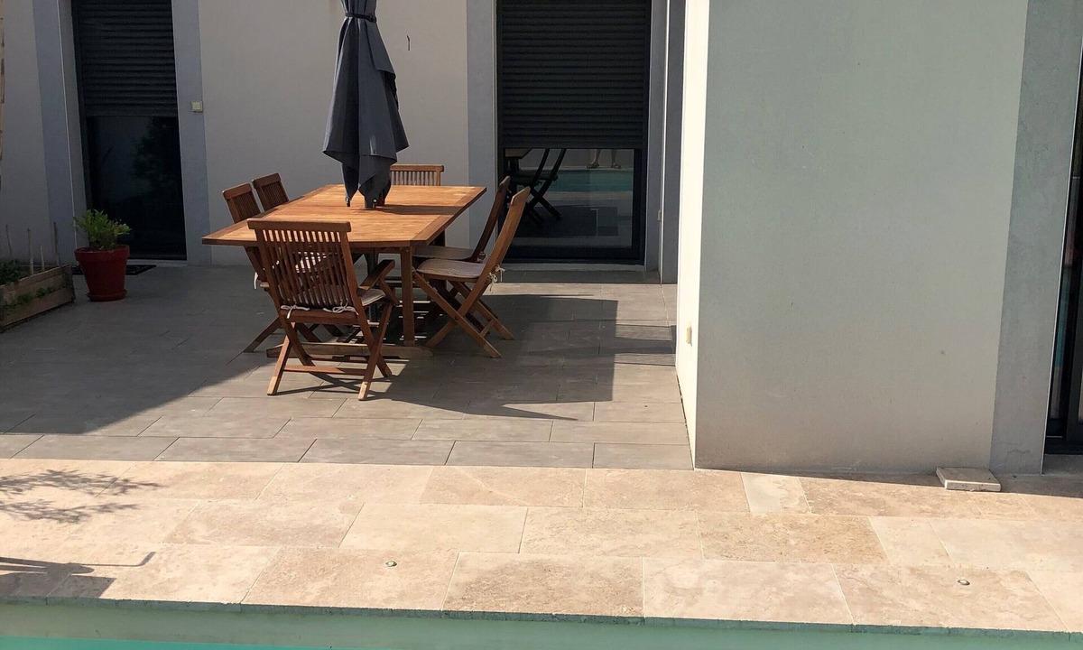 Saint-Just House | Agréable Villa Avec Piscine