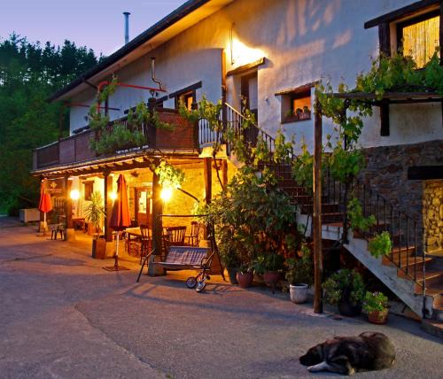 Deba House | Agroturismo Sidreria Txindurri Iturri