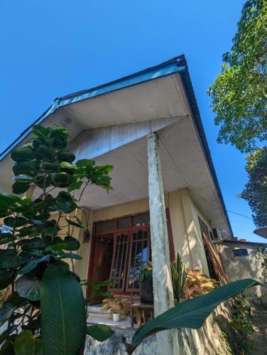 Labuan Bajo House | Agus Family Homestay