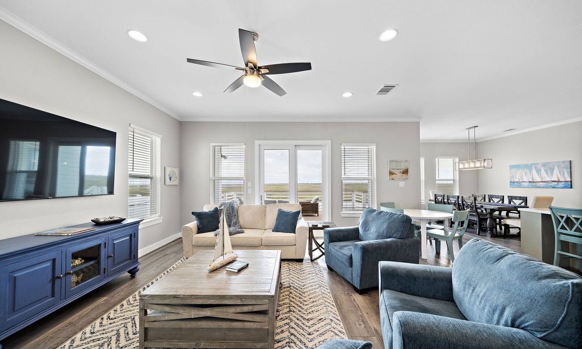 Jamaica Beach House | Ahab's Lookout - Gorgeous Views - Pool and Hot Tub!
