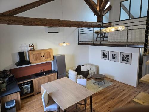Aigues-Vives Apartment | Aigues-Vives Appartement