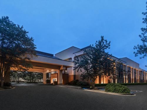 Aiken Hotel | Aiken Midtown Hotel
