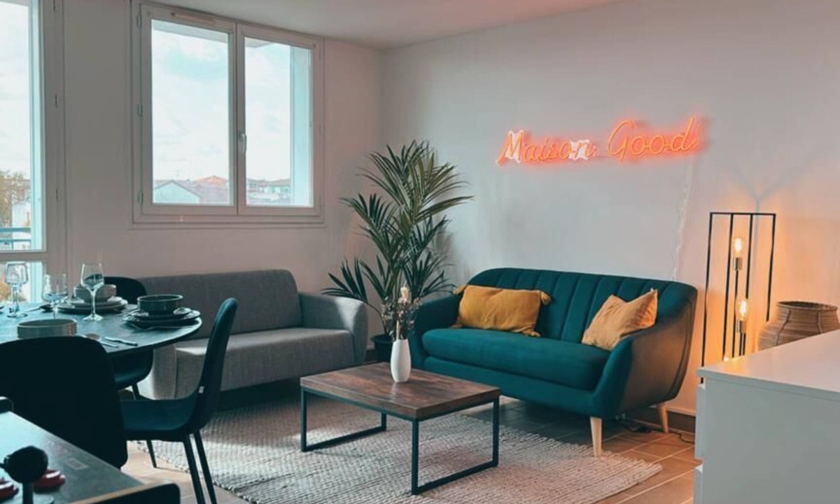 Bascule - Oratoire Apartment | Air Arcade - 1 à 6 Personnes