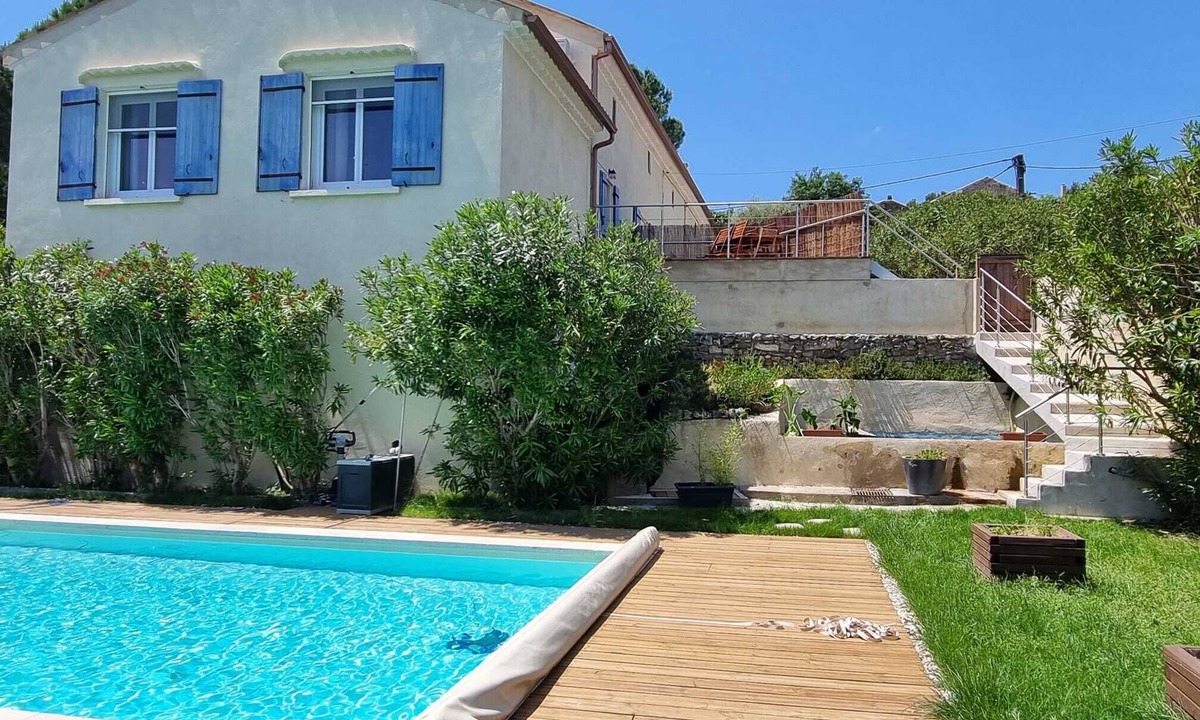 Saint-Julien-de-Peyrolas House | Air-conditioned house in a fully renovated farmhouse 5' from the Ardèche.