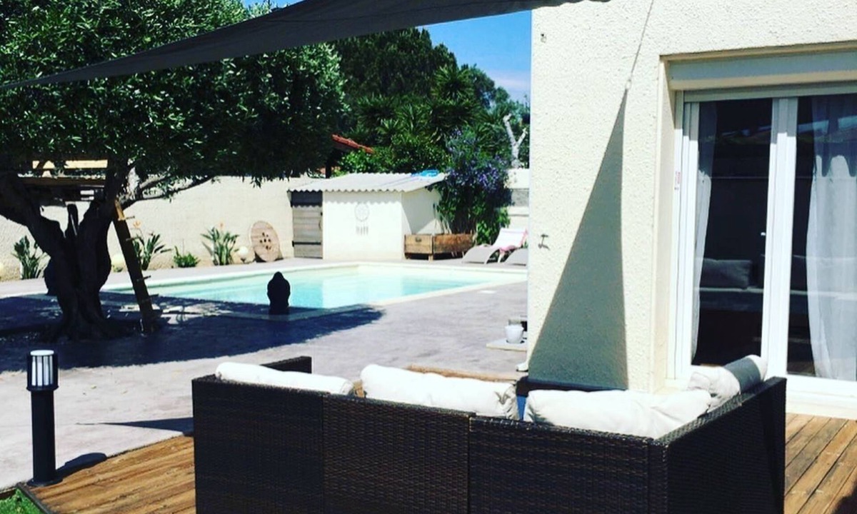 Villeneuve-de-la-Raho Villa | Air-conditioned architect villa with swimming pool