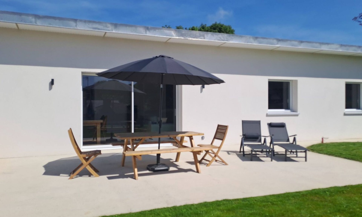 Plestin-les-Greves House | Air-conditioned house 100 m² 6 pers Plestin-les-Grèves