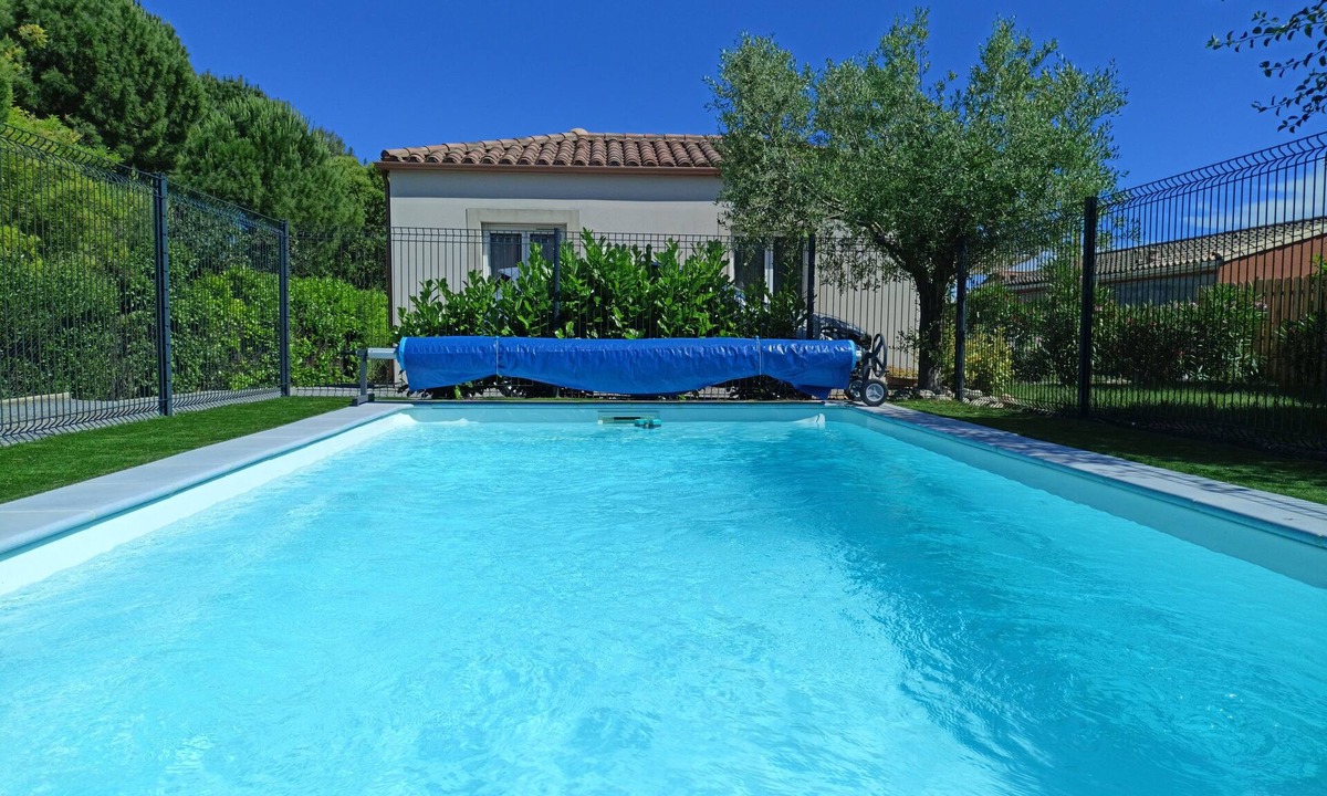 Villemoustaussou House | Air-conditioned 3⭐ gîte with swimming pool, quiet location, 5 min from Carcassonne & canal du midi