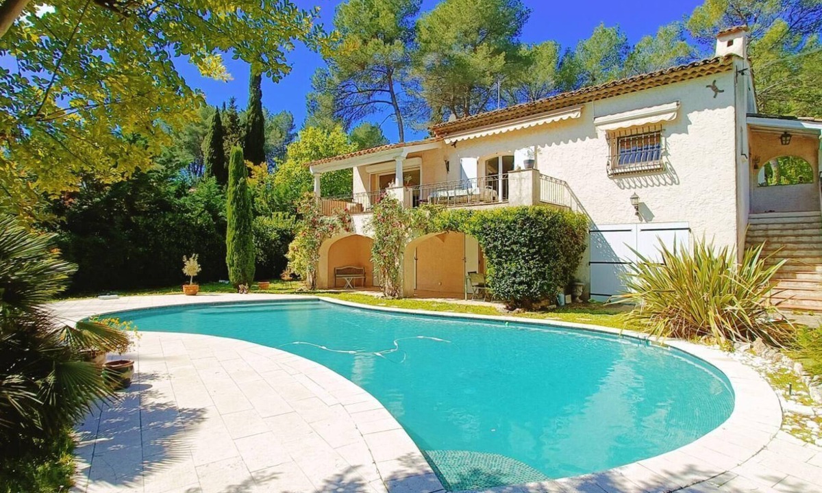 Les Baraques House | Air-conditioned family villa with large swimming pool