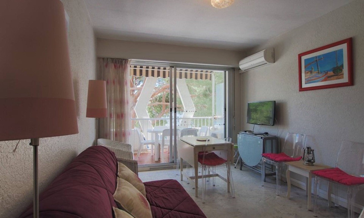 La Grande-Motte Apartment | Air-conditioned apartment city center - 5 guests