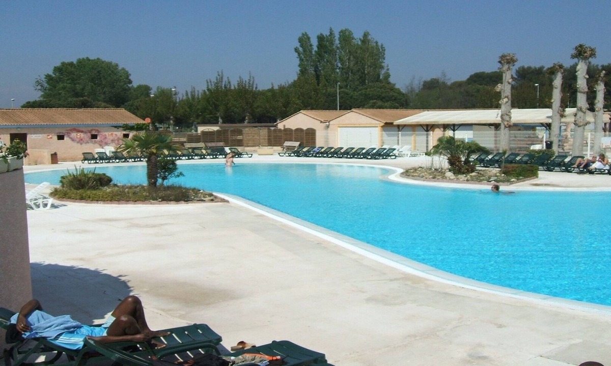 Portiragnes-Plage House | Air-conditioned house by the sea. SWIMMING POOLS INCLUDED APRIL TO SEPTEMBER.