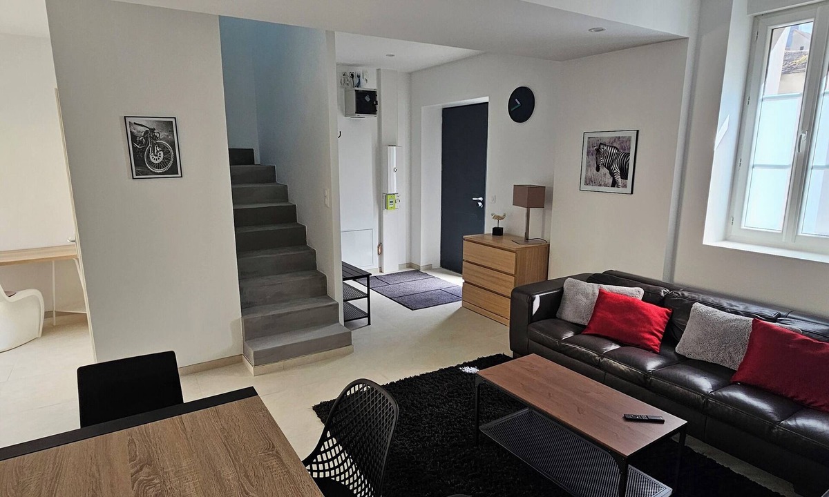 Nemours House | Air-conditioned house in the center of town on a quiet street close to all amenities.