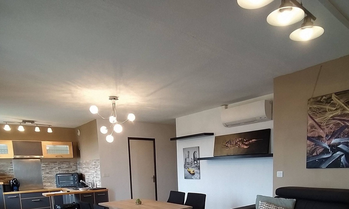 Blagnac Apartment | Air conditioning T2 Parking Balcony Blagnac Airport IUT Tram