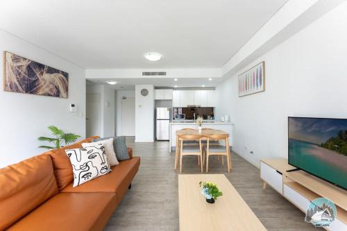 Rosebery Apartment | Aircabin - Rosebery - Lovely - 2 Beds Apt +Parking