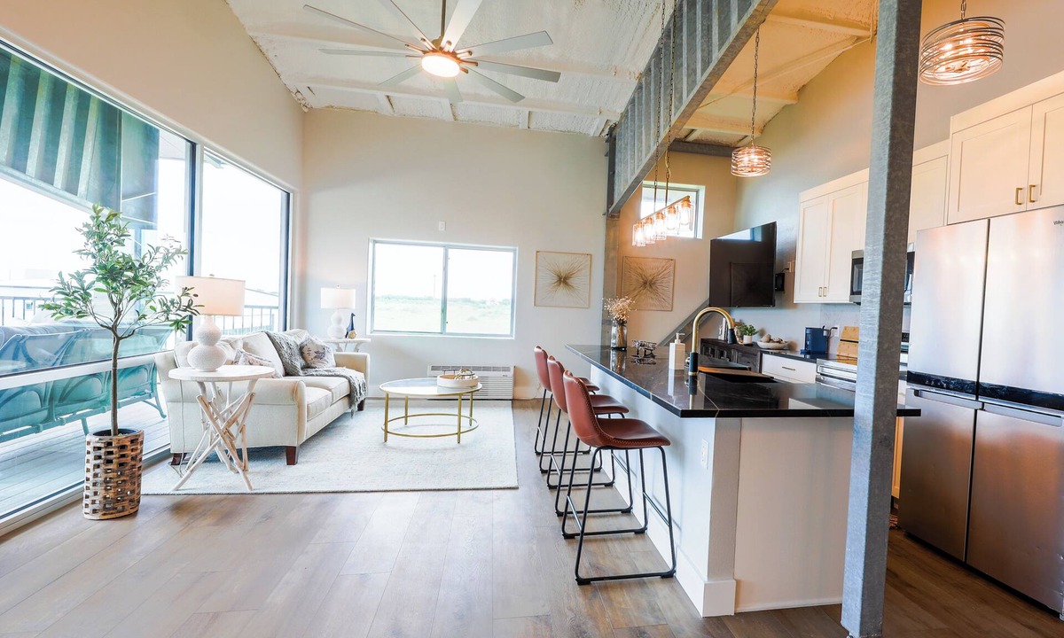Salado Apartment | Airplane/Hanger 2 bedrooms 2 bathrooms #2