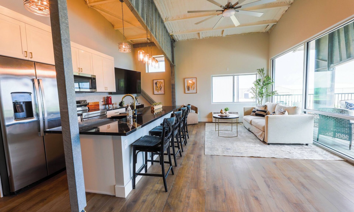 Salado Apartment | Airplane/Hanger Apartment 2 bedrooms 2 bathrooms #3