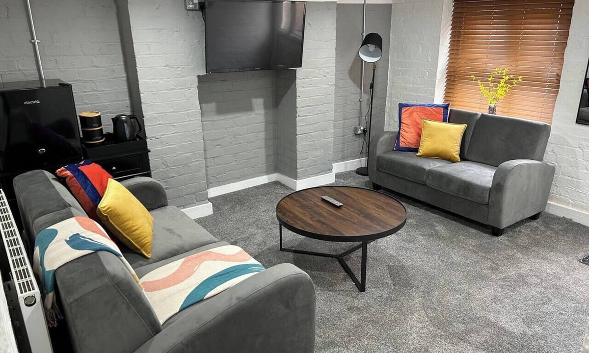 Didsbury Apartment | Airport Hideaway