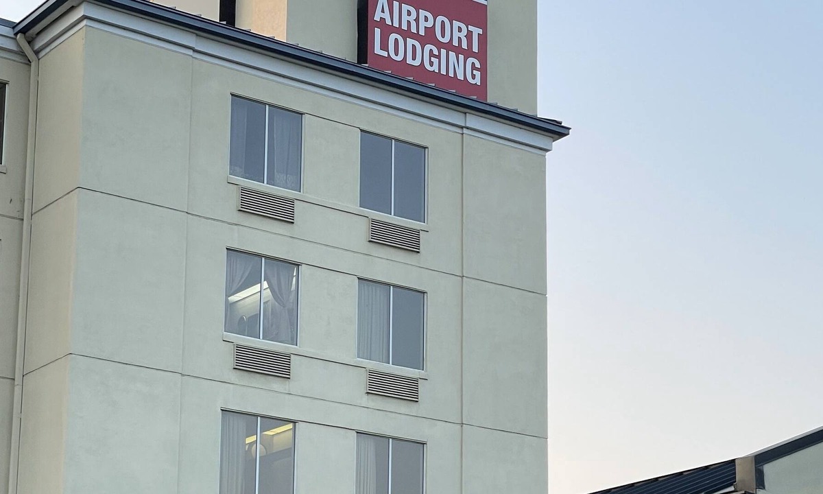 Coraopolis Hotel | Airport Lodging Inc.