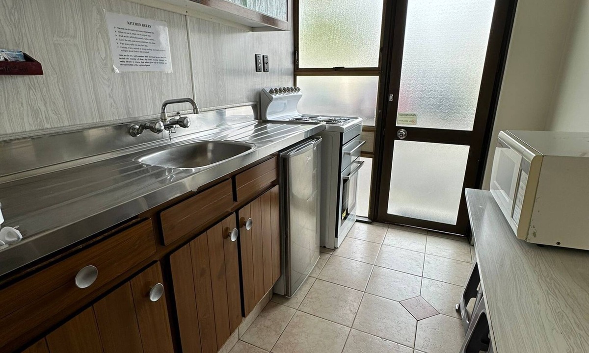 Mangere Cabin | Airport Westney Lodge